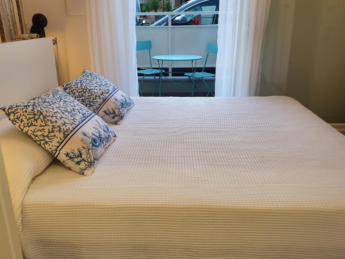 Residenza Azzurra Hotel Католика Екстериор снимка